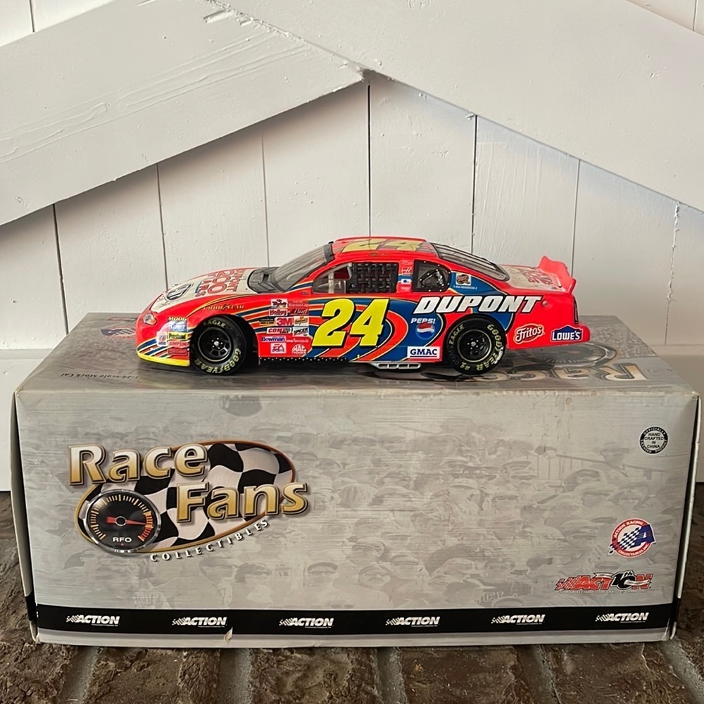 NASCAR Jeff Gordon #24 Diecast car